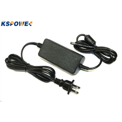 Cord-to-cord 8.4V 5.5A DC Charger untuk baterai 18650