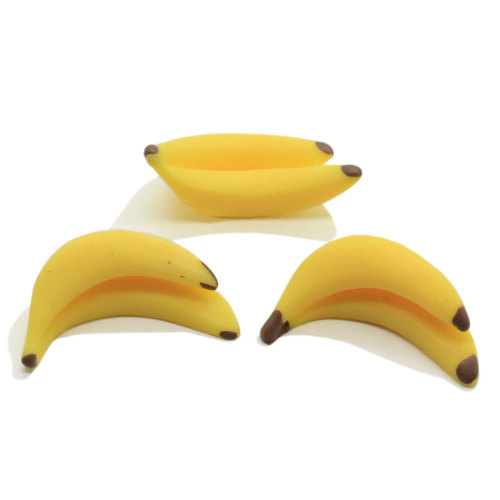 Prezzo di fabbrica Simulazione Banana Resina Charms 3D Miniature Beads Portachiavi Fai da te Art Decor Ornamento fatto a mano Craft