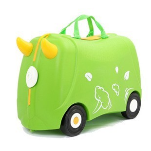 Kids PP Plastic Toy Suitcase With Wheels