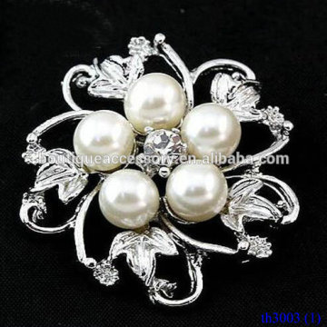 High Quantity Diamante Pearl Flower Brooch