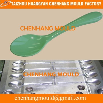 Plastic mouldings dinnerware sets