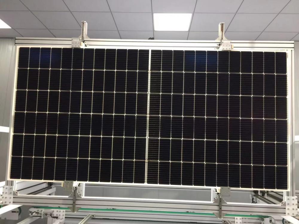 Painel mono meio cortado para uso doméstico do sistema solar