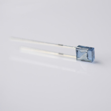 2 × 3 × 4mm Dikdörtgen Kare 940nm LED Mavi Lens