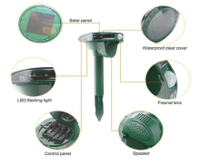 Outdoor Waterproof Solar-Powered Ultrasonic Animal Repeller with PIR Sensor