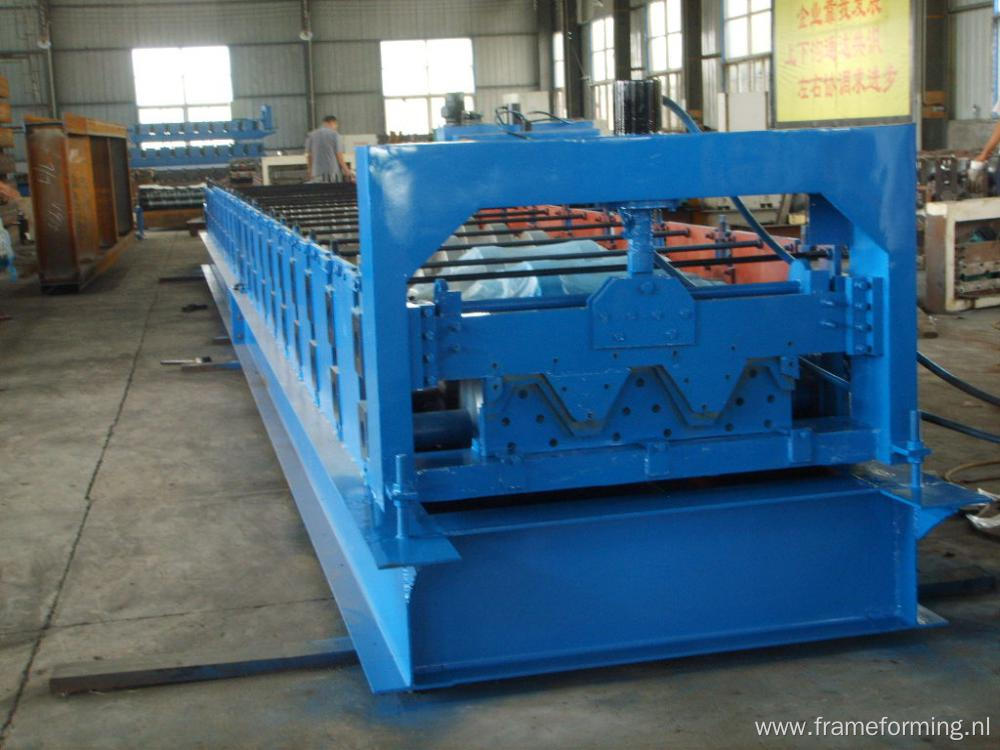 Decking Composite Floor Covering Machine