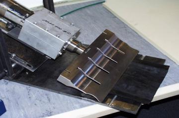 Ultrasonic cutting machines tyre cutting machine