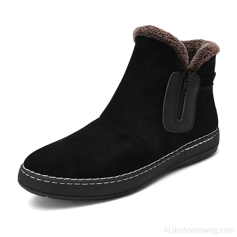 Men Boots Outdoor Sneakers dengan desain sisi zip