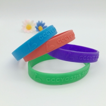 Cutomized Embossed Silicone Bracelets