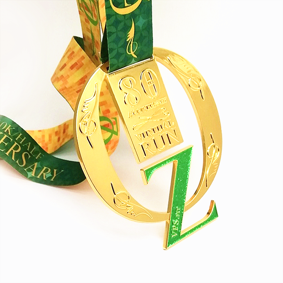 Aniversario de oro Virtual Run Medalla de brillo