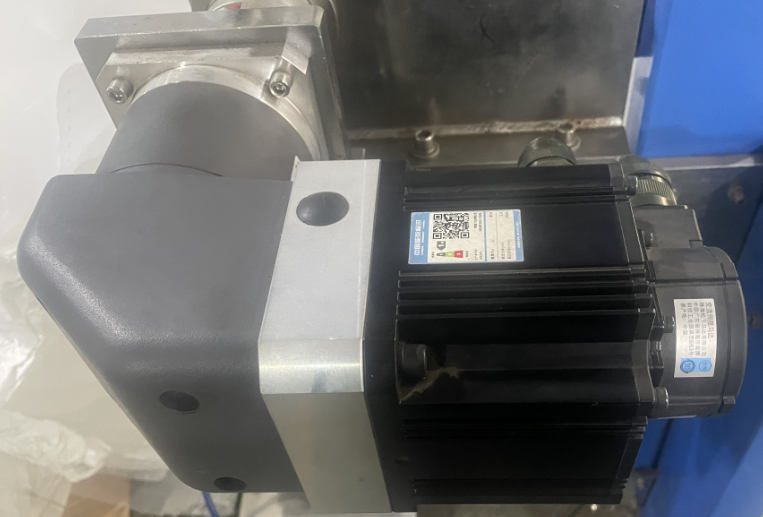 Máquina formadora de tampa de plástico Plastic Lid Forming Machine