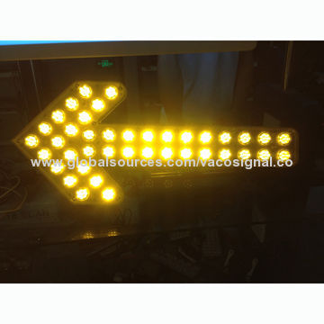 Amber arrow LED light bar with 640pcs 0.25W LEDs, 1 flash pattern