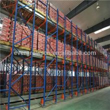 Warehouse storage display rack in cooler warehouse