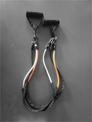 Tre set di tubi di trazione