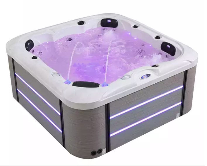 Hot Tub On Sloped Yard Large Six People Outdoor Air Massage Whirlpool spa