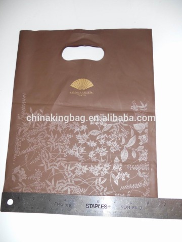 cheaper die cut reinforced patch handle die cut bag plastic bag