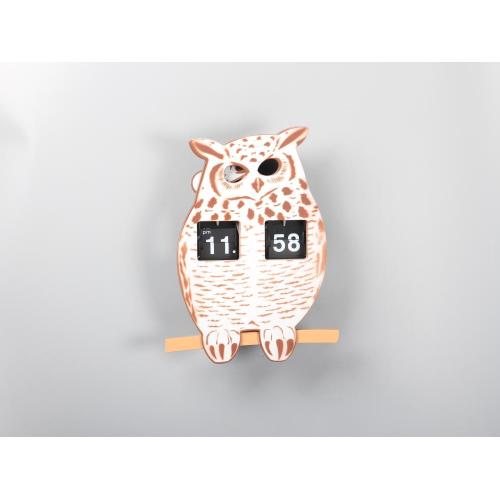 Interesting Owl-shape Flip Clock