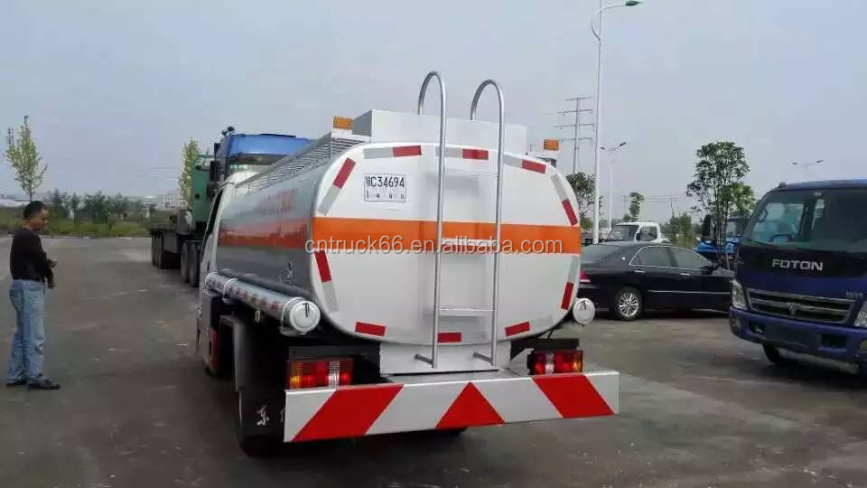 Foton 3000 liter small fuel tank trucks and aviation fuel trucks for sale