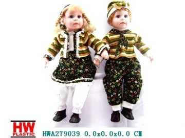 B/O Doll with 6 sounds