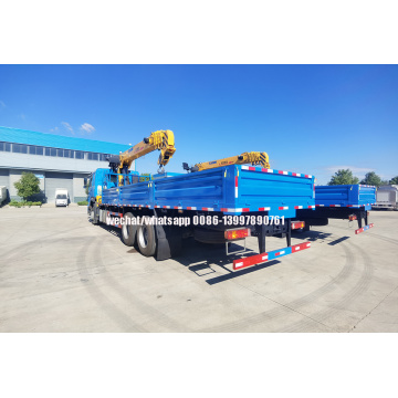 SINOTRUCK HOWO 6X4 Cargo Truck with XCMG 12T Telescopic Crane