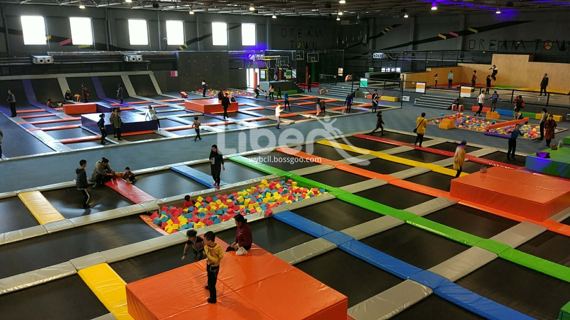 indoor trampoline park equipment