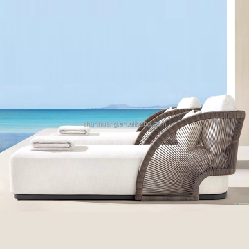 Aluminum Frame Sun Lounger Chair for Beach, Poolside, and Resorts