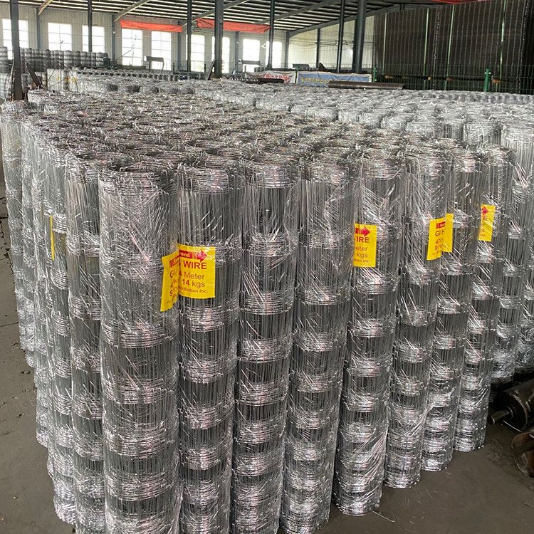 China new design high tensile metal woven galvanized soccer field fence for protection manufacture(factory price)