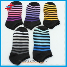 Color Stripe Boat Socks For Men