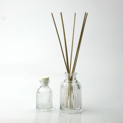 customized high end glass perfume cosmetic packaging empty diffuser bottle with reed stick