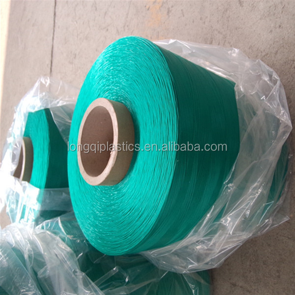 UV stabilized polyethylene monofilament type yarn
