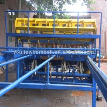 Reinforcing mesh welding machine