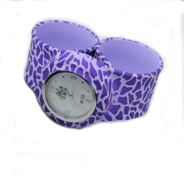 Good and fashionable silicone slap ring watches