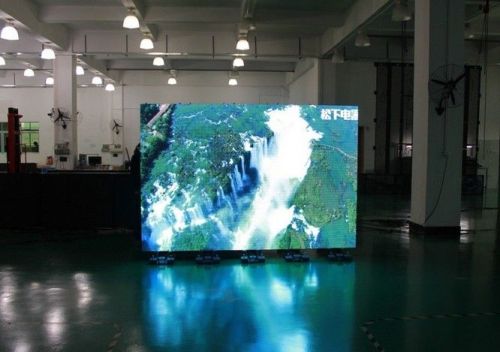 5mm Pixel Pitch Indoor Full Color Led Display For Airport , 40000 Dots/m2