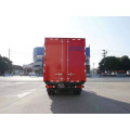 Red 6 meter single-row refrigerated truck