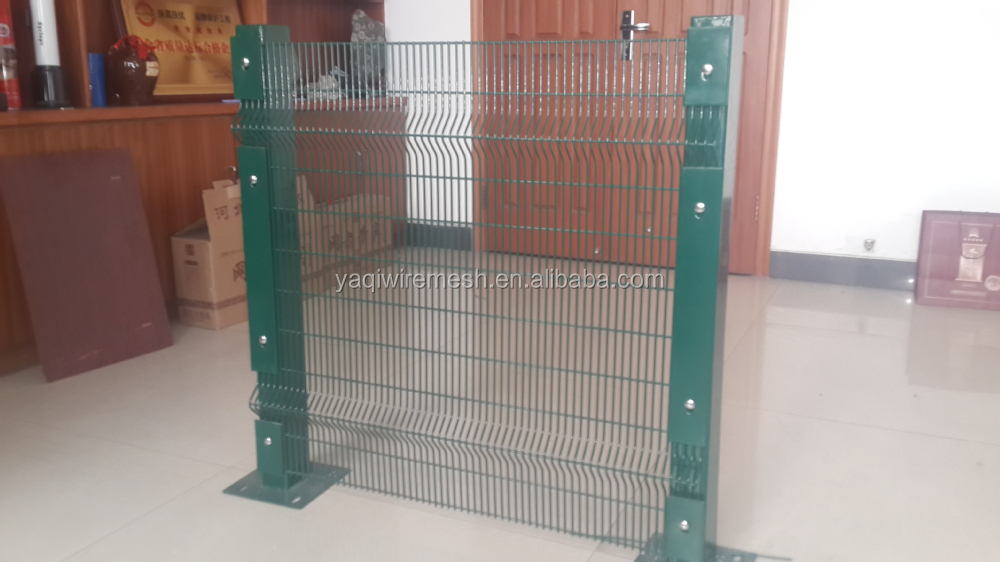 76.2mm*12.7mm anti-climb galvanized/pvc coated welded mesh fence used in army