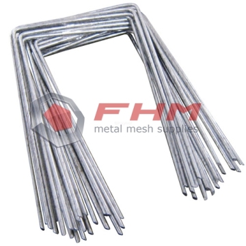 Galvanized Garden Landscape Staples