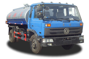 Dongfeng 153 suction truck