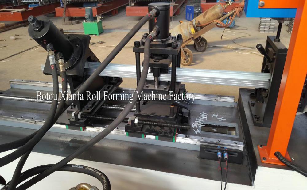 Galvanized steel coil stud and track roll forming machine