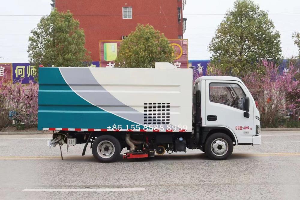 Yuejin Vacuum Truck 6 Jpg