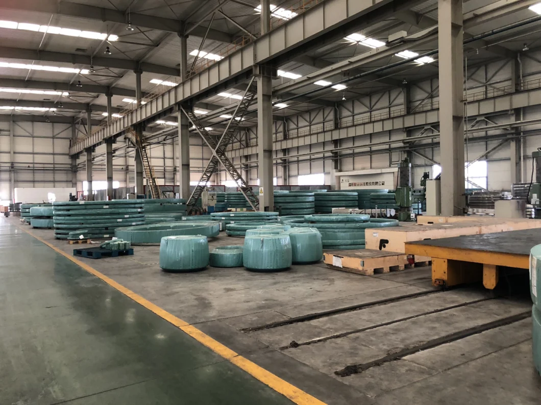 Large Size Bearing/Turntable Bearing/Internal Gear Slewing Ring Bearing/Yrt Bearing/Cross Roller Bearing for Deck Crane, Wind Power and Machinery Construction