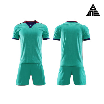 Conjunto de traje de fútbol para hombre de secado rápido.