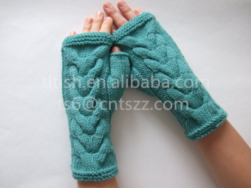 Cheap fashion winter warm 100% wool gloves mittens