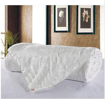 Winter Season Weight Silk Filled Comforters