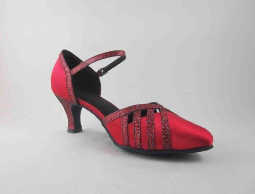 Zapatillas de salón chicas rojas IA