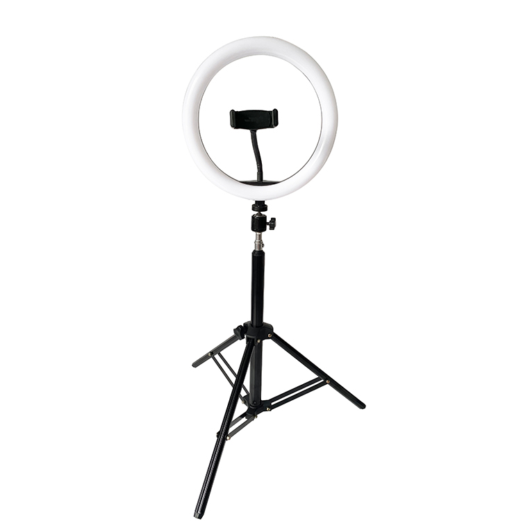 ring light tripod