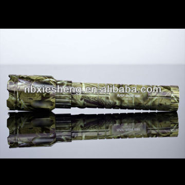 Self defense CREE flashlight