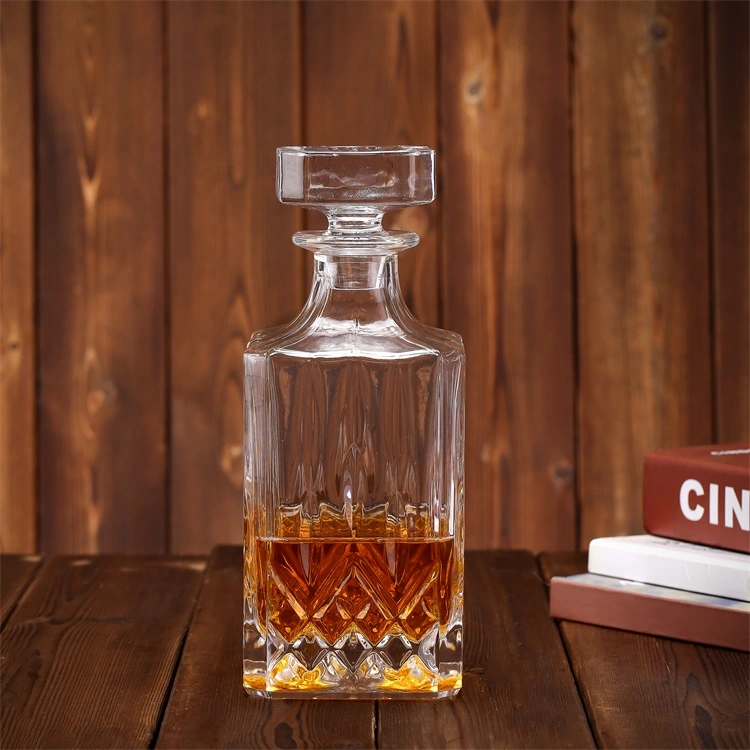 700ml Classic Engraved Whiskey Decanter by Lead Free Cyrstal Glass Bottle