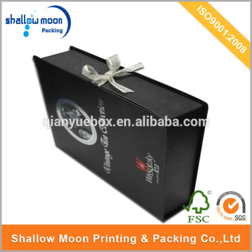 Wholesale paper cardboard apparel box.