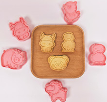 Custom 3D Animal Cookie Cutters and Biscuit Molds for Baking and Pastry