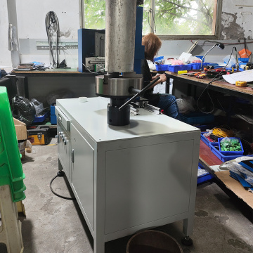Chuck table flange rotary marking machine