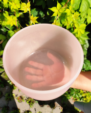 Q're pink frosted quartz singing bowl